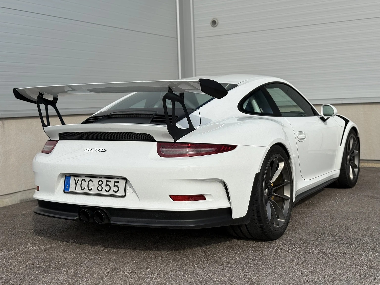 Aussenfoto 2016 Porsche 911 GT3 RS (46)
