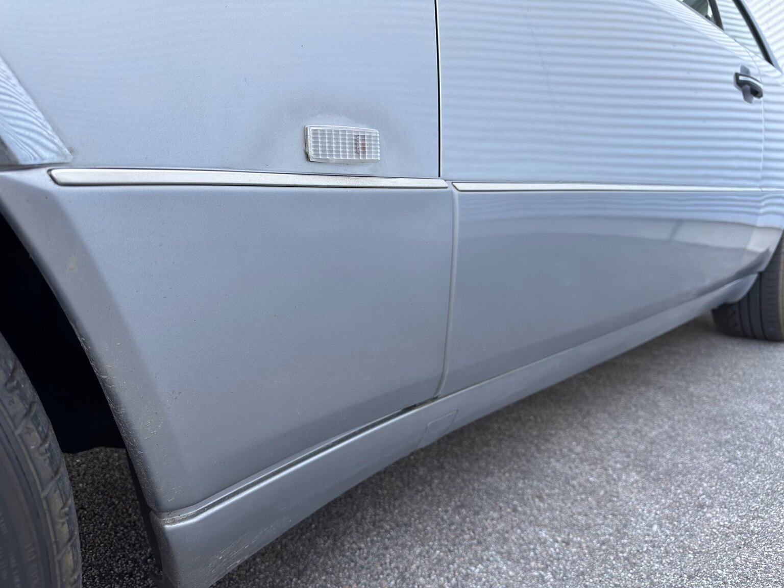 Exteriörbild på 1992 Mercedes-Benz 300 CE-24