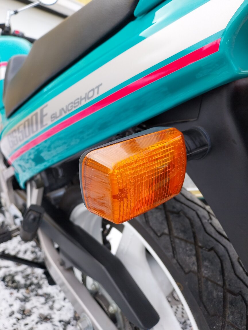 Exteriörbild på 1991 SUZUKI GS500E Sport/Touring