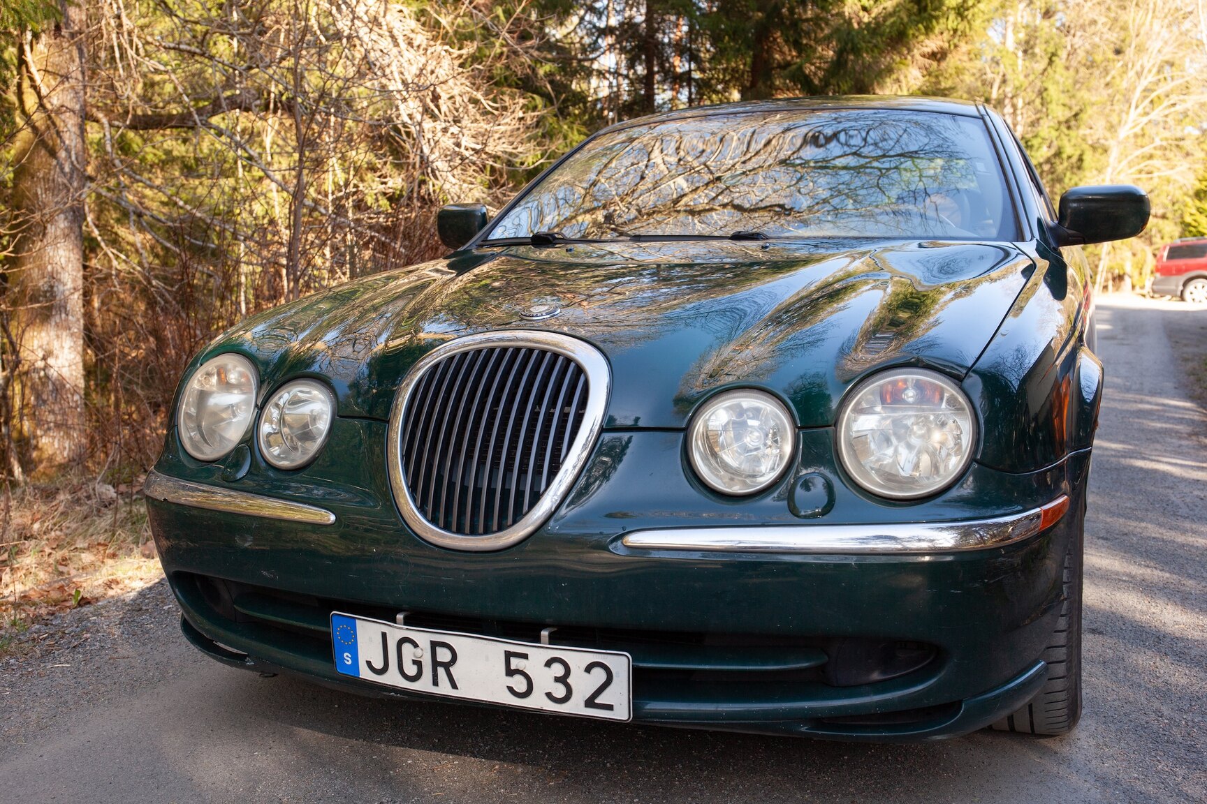 Exterior image of 1999 Jaguar S-Type V6
