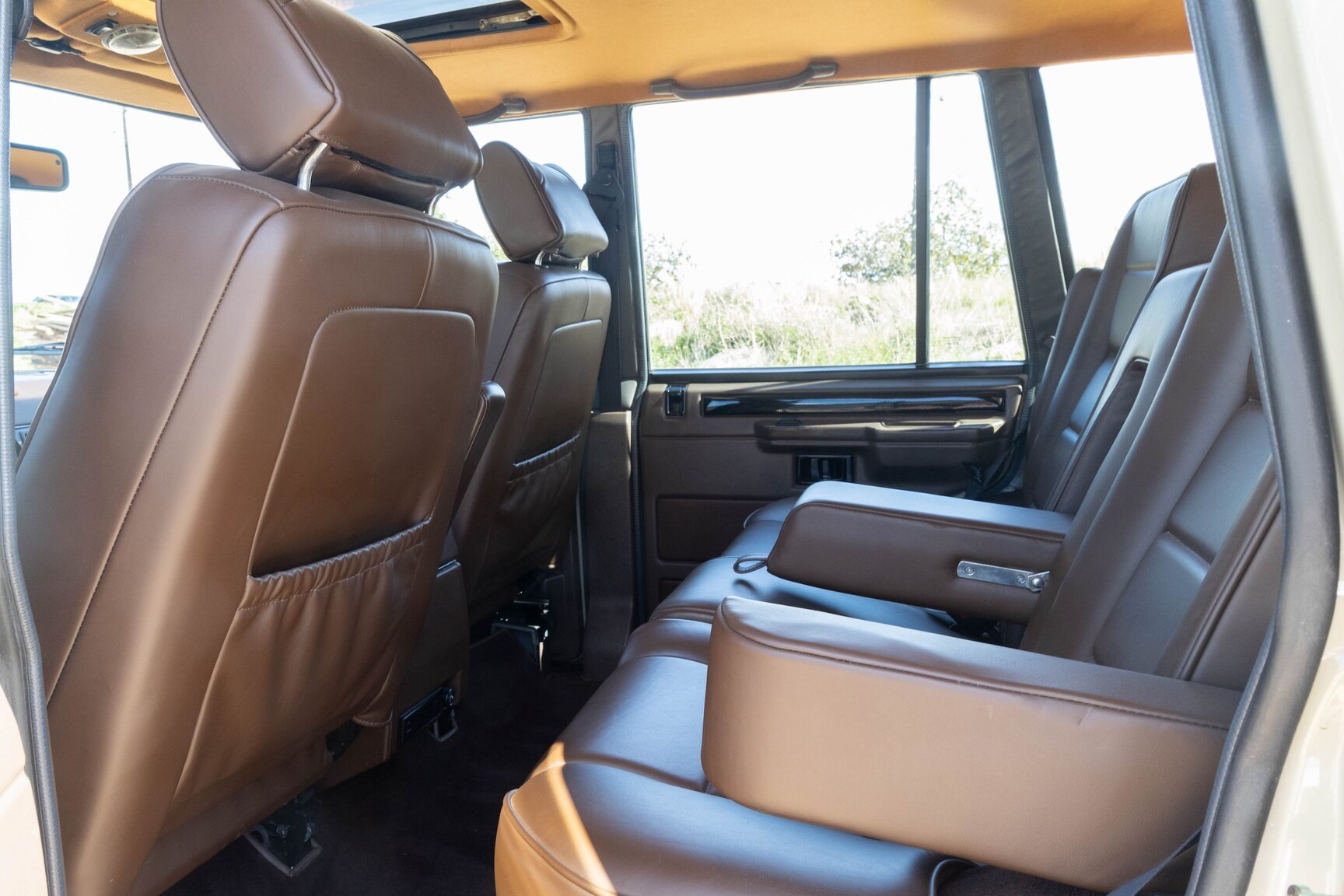 Interiörbild 1991 Range Rover Restomod