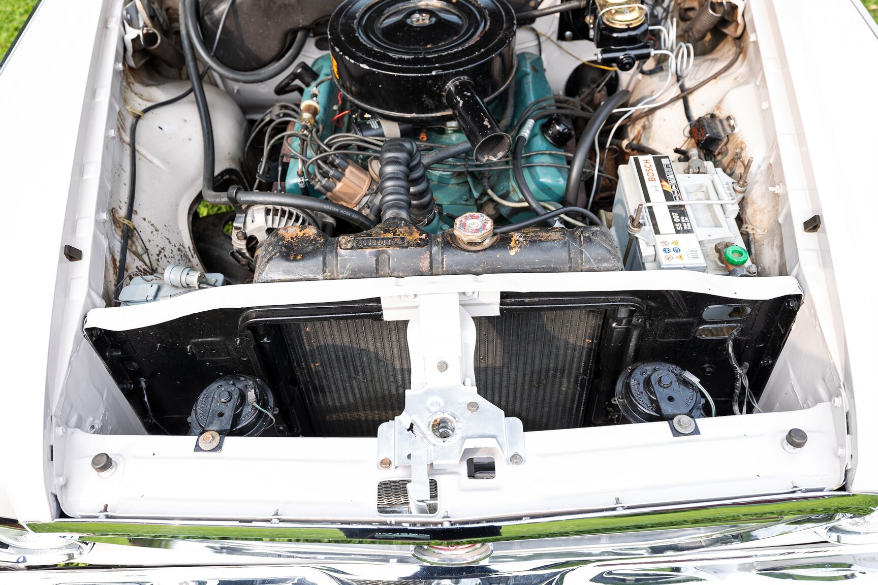 Image of 1962 Chrysler New Yorker mechanics