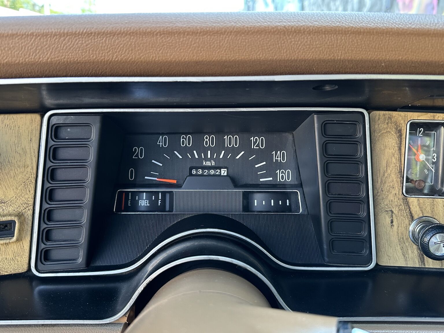 Interior image of 1975 AMC Pacer X