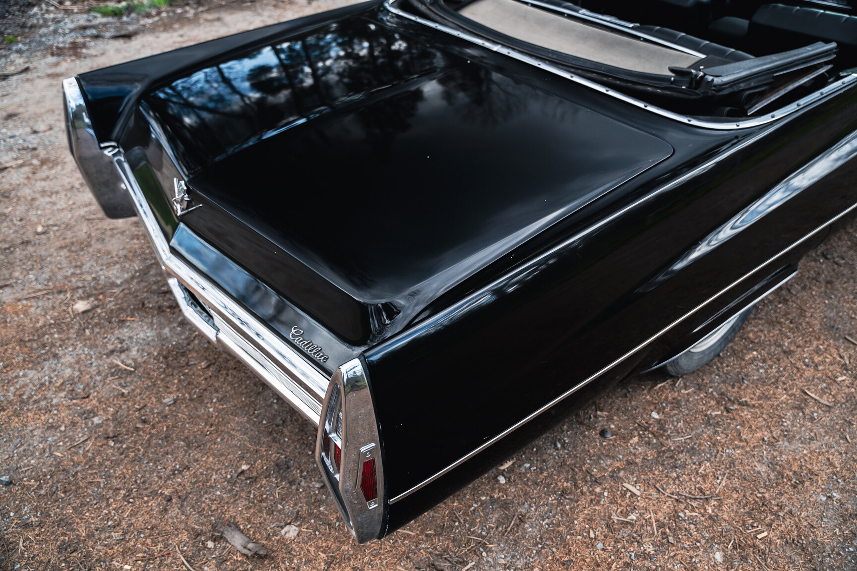 Exterior image of 1968 Cadillac De Ville Convertible