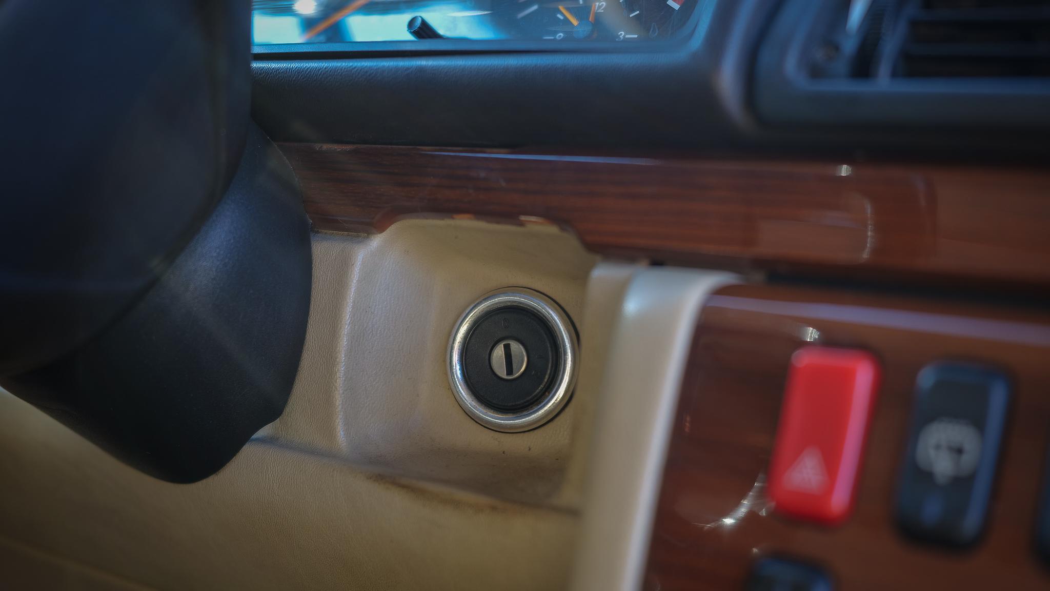 Interiörbild 1991 Mercedes-Benz G 230