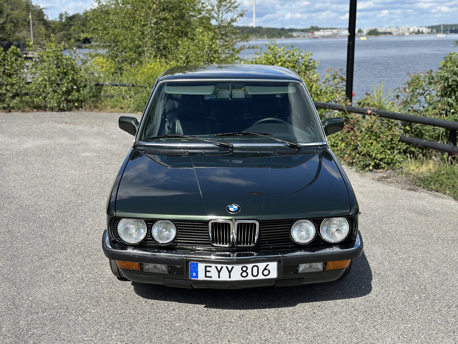 Exteriörbild på 1985 BMW 525E