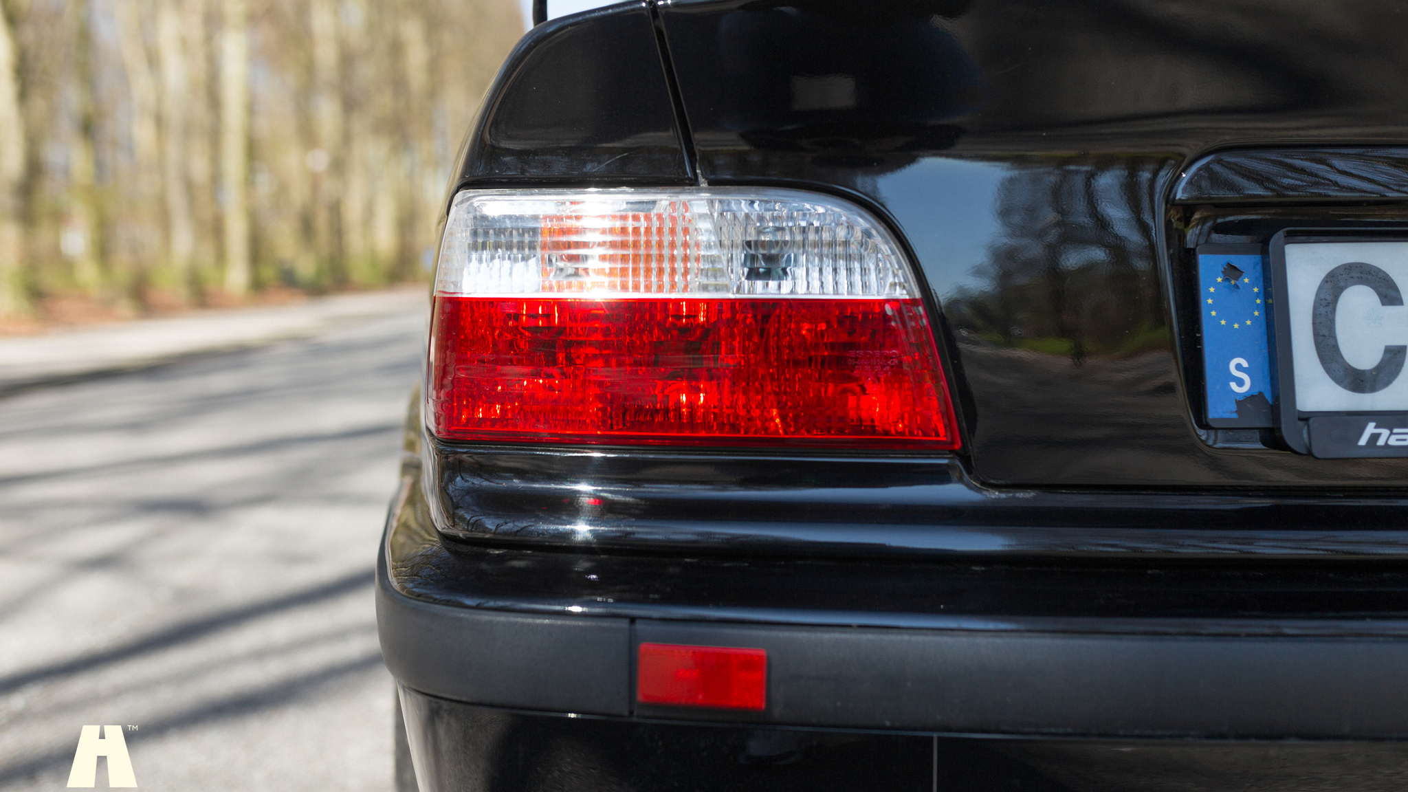 Exterior image of 1996 BMW M3 3.2 Cabriolet (45)