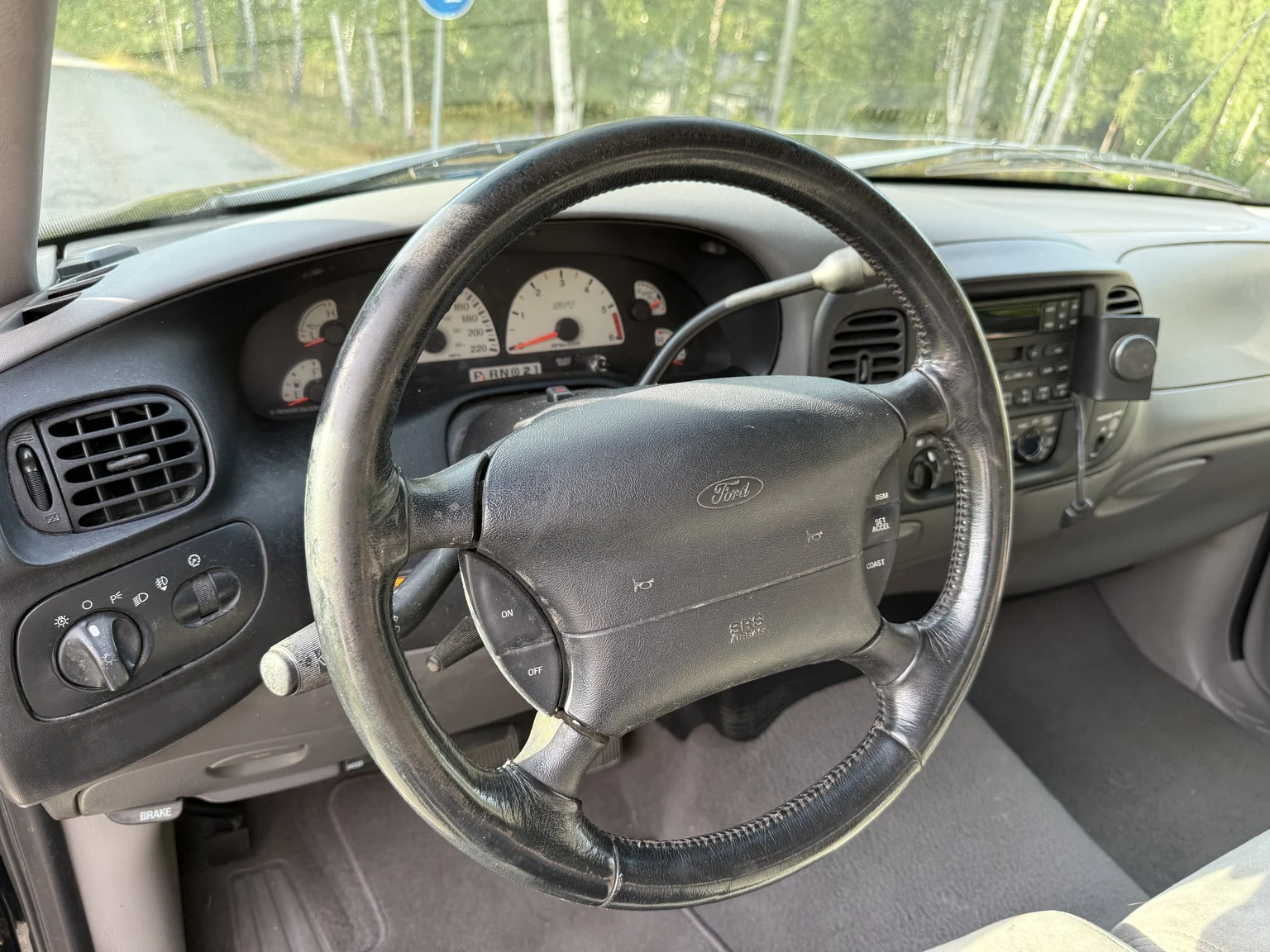 Interiörbild 2002 Ford F-150 SVT Lightning (10)