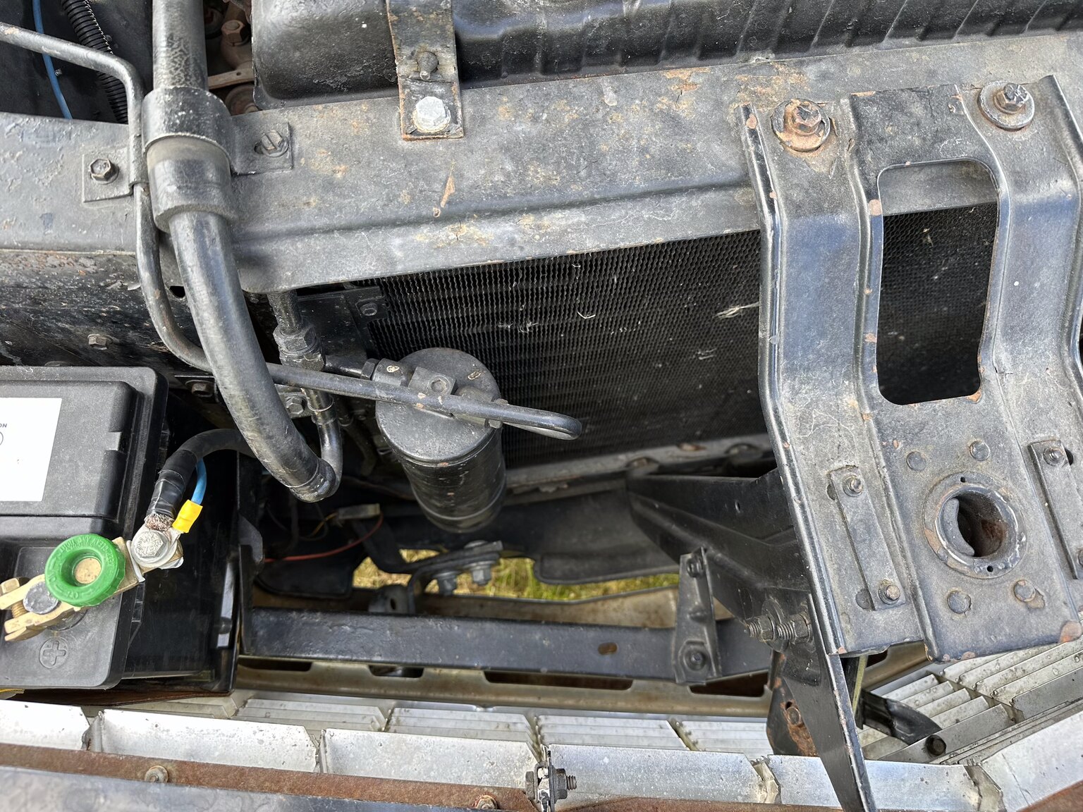 Image of 1964 Cadillac Fleetwood Seventy-Five Limousine mechanics (13)