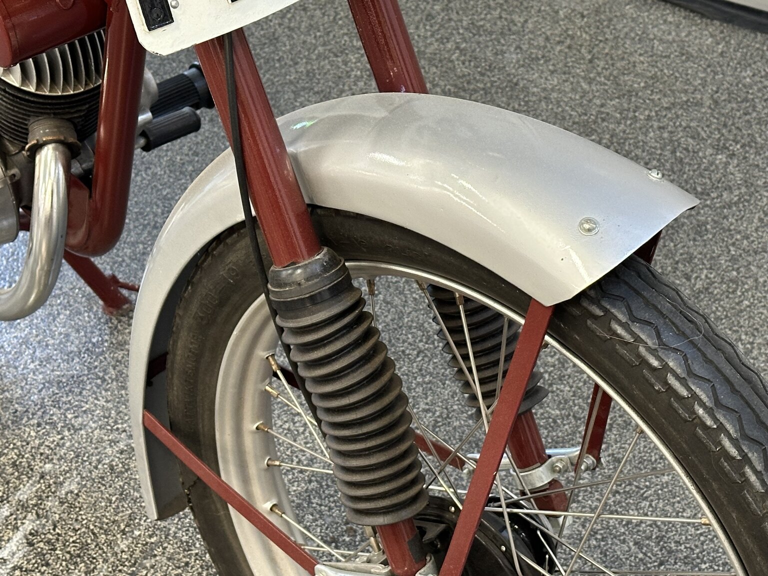 Exterior image of 1950 NV 125