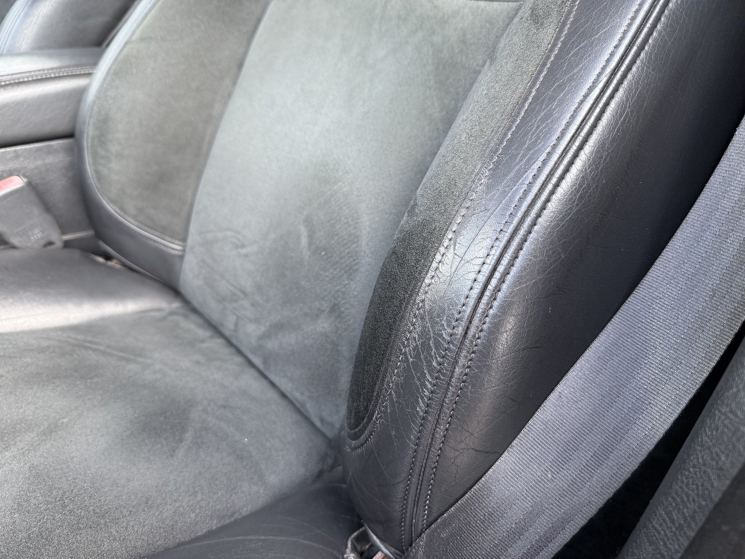 Interior image of 1996 Volvo 850 R "T-Röd"