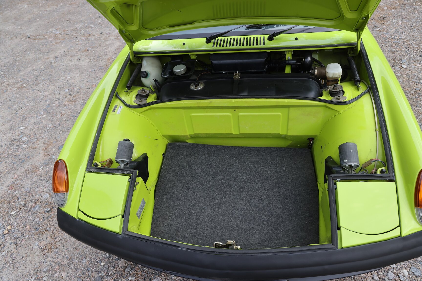 Interior image of 1974 Porsche 914/'6'-3.2 Speedster