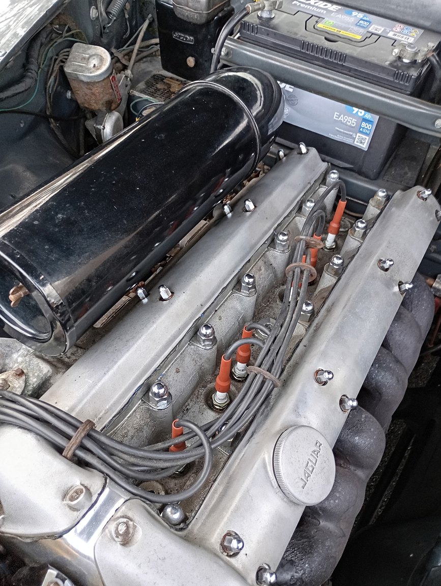 Image of 1954 Jaguar Mark VII mechanics
