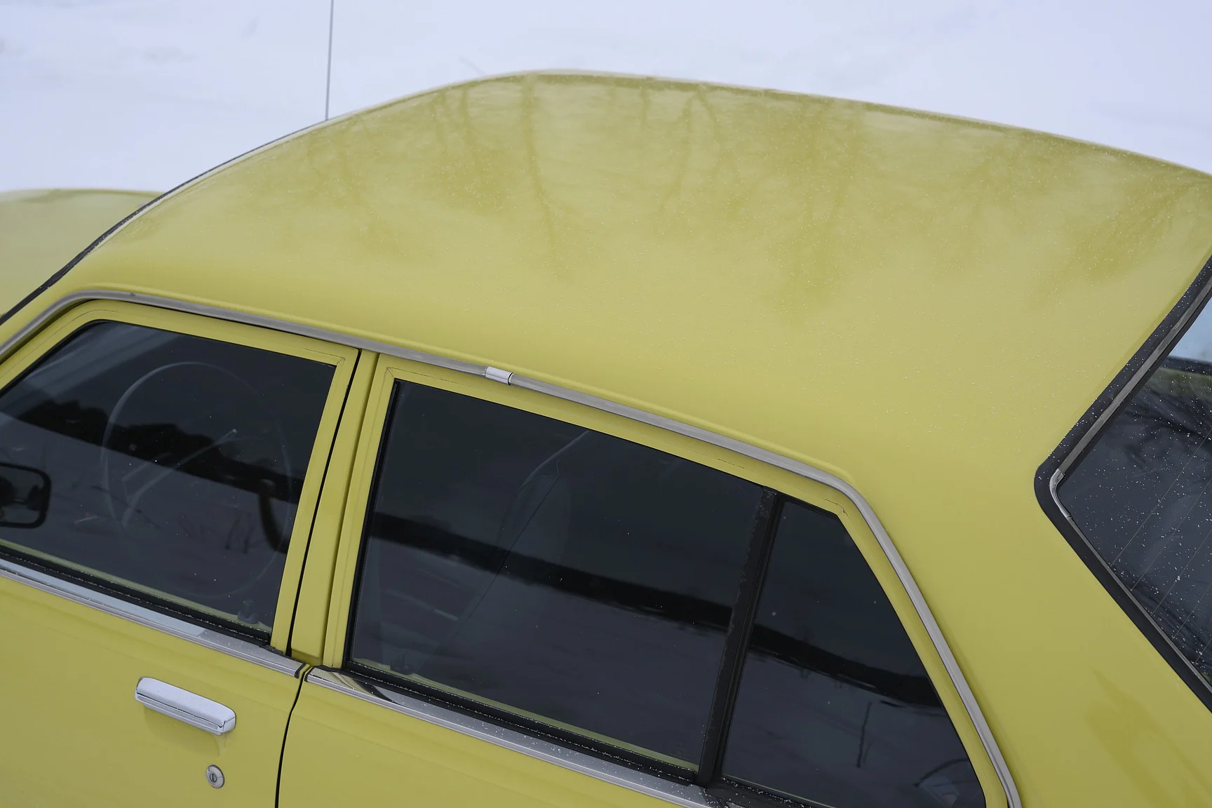 Exteriörbild på 1975 Toyota Corolla KE30 (27)