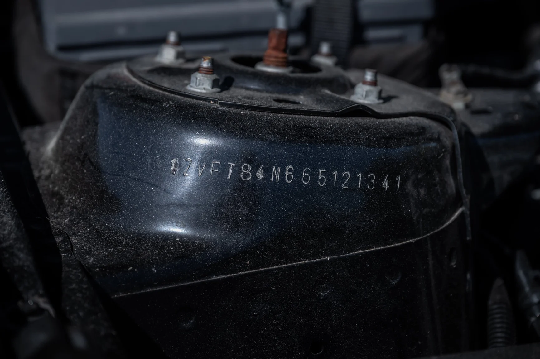 Image of 2006 Ford Mustang Convertible mechanics (20)