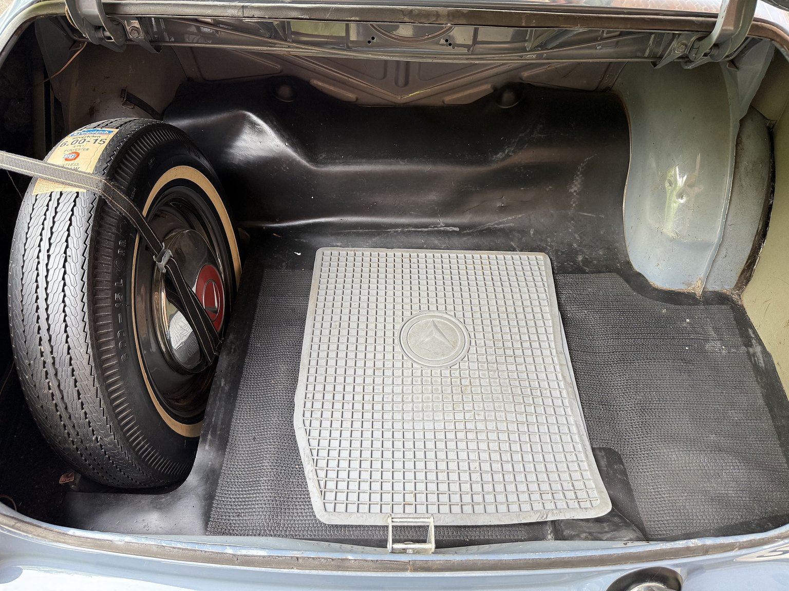 Interior image of 1964 Volvo Amazon 121 P130