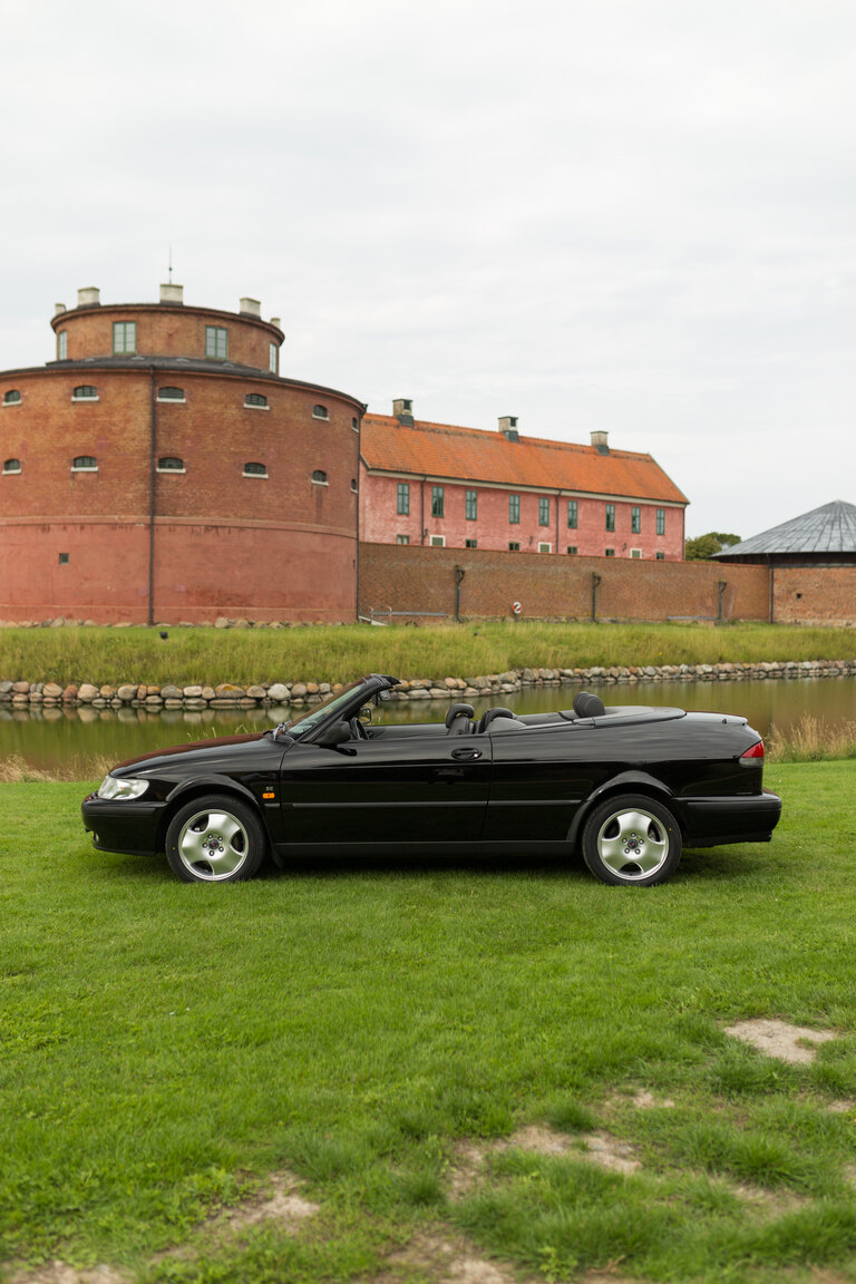 Exteriörbild på 1998 Saab 9-3 SE 2.0T Convertible