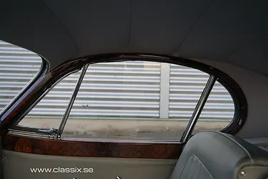 #<Image:0x00007fe2b48b85c8>