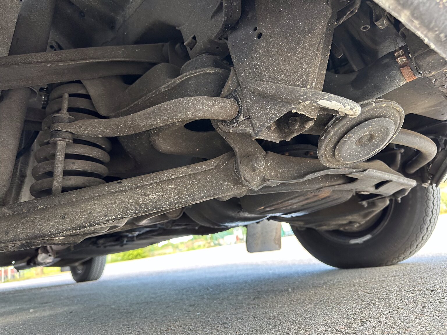 Image of 1975 Mercedes Benz 200 mechanics