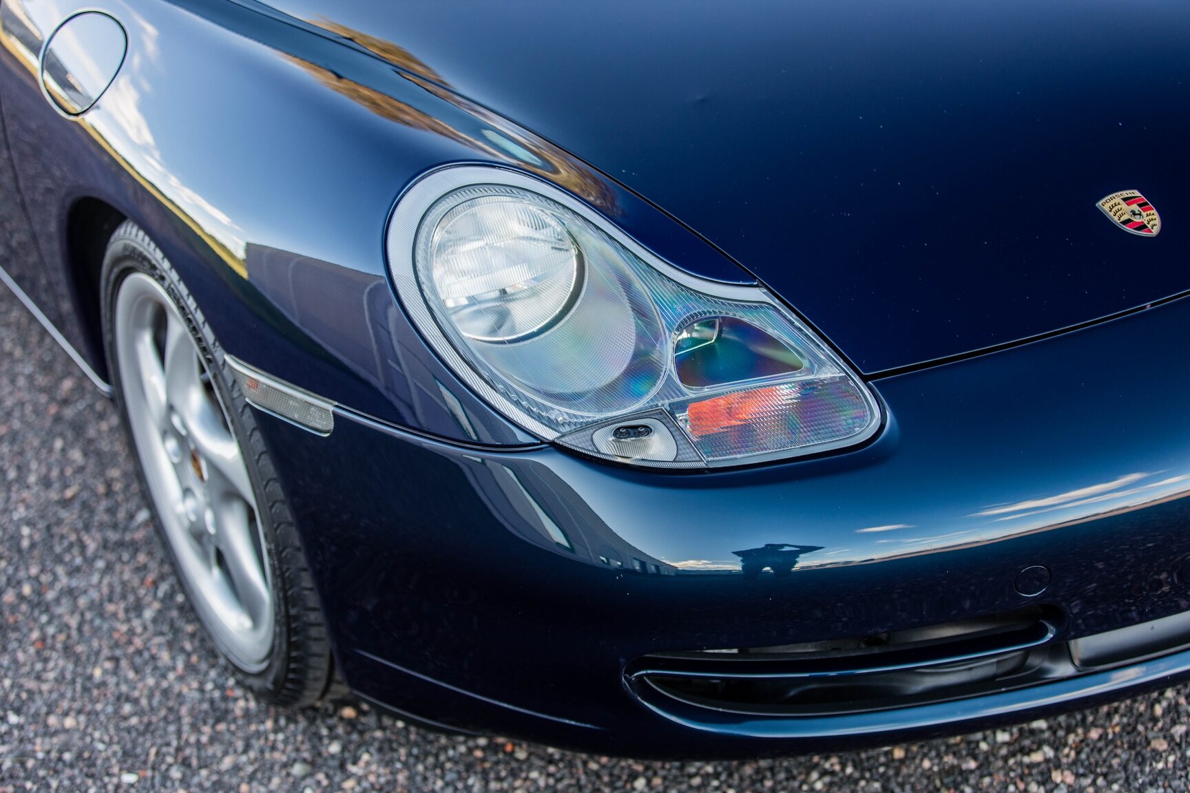 Exteriörbild på 1999 Porsche 911 Carrera Cabriolet