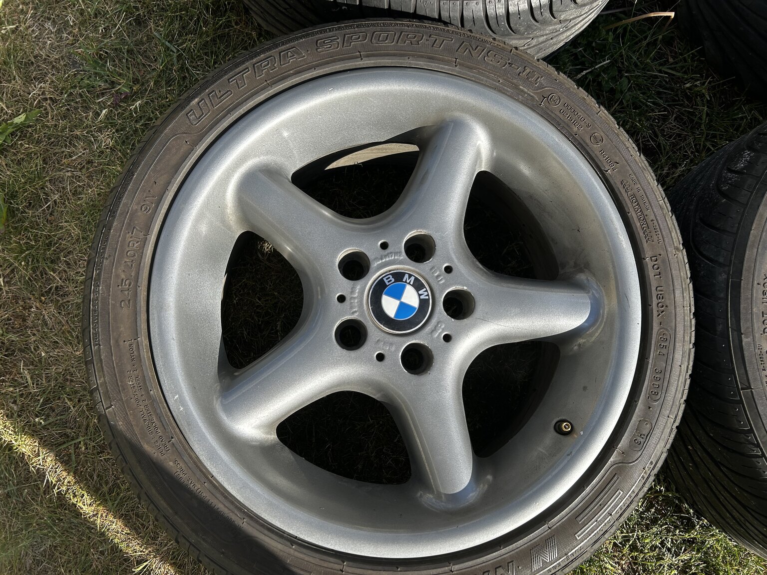 Image of 1999 BMW Z3 2.8i (4) miscellaneous