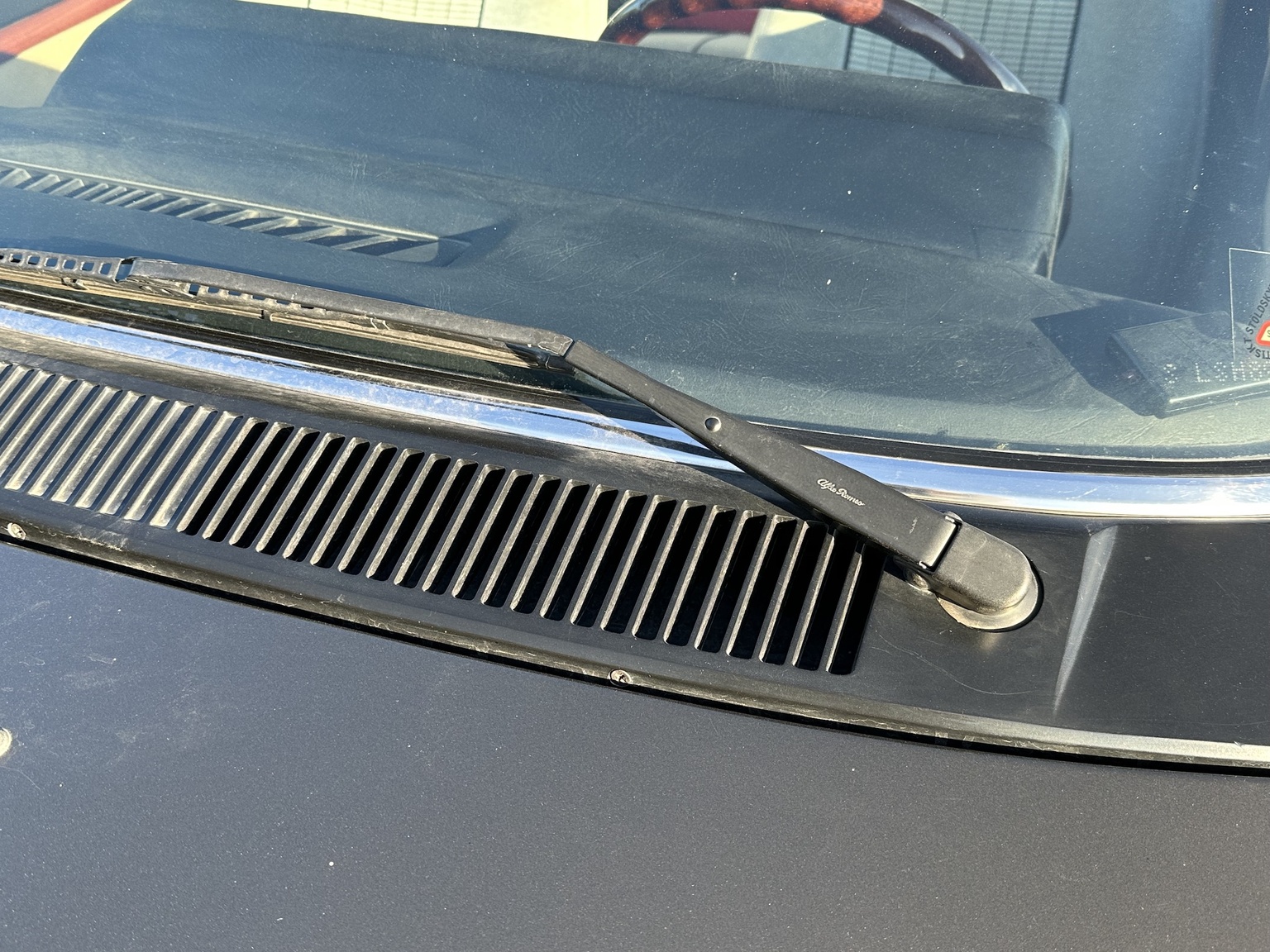 Exteriörbild på 1984 Alfa Romeo Alfetta 2000