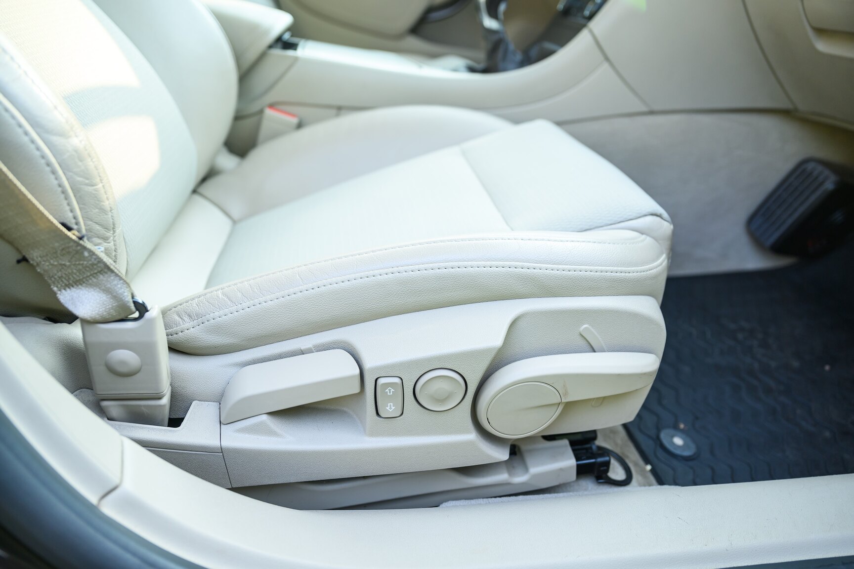Interior image of 2011 SAAB 9-5 Biopower