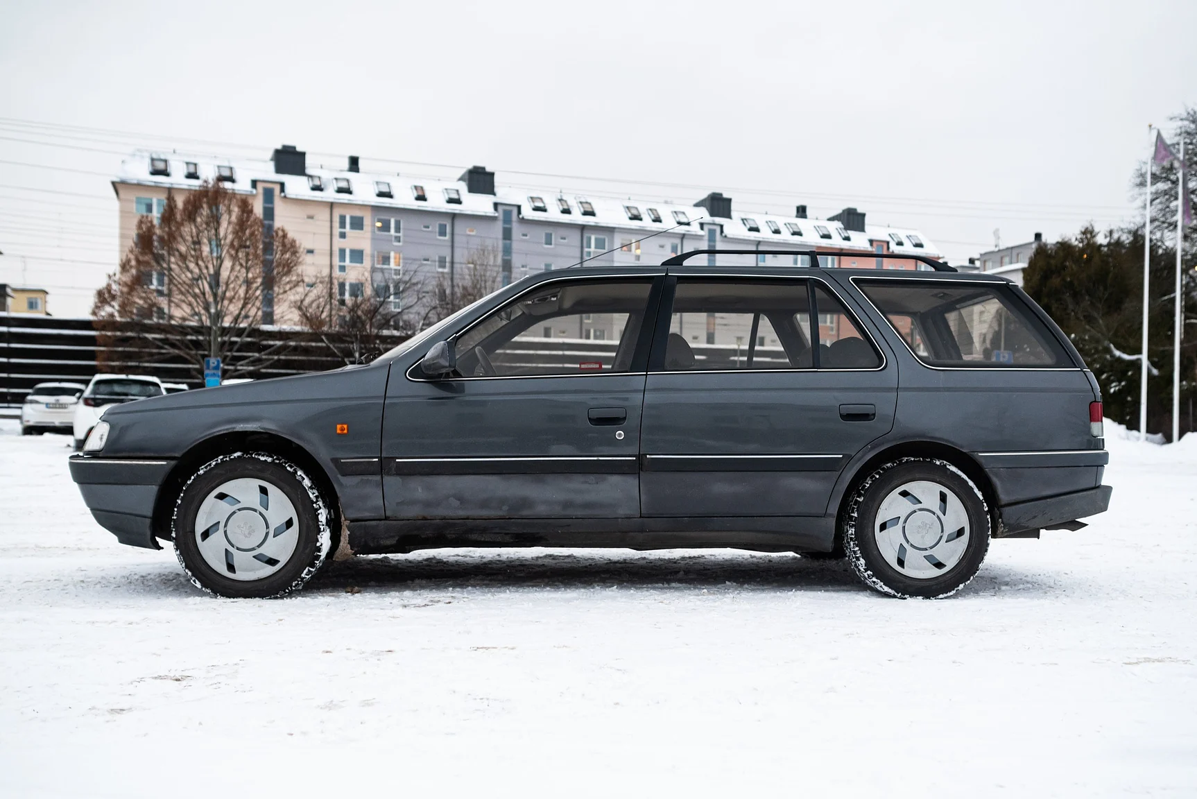 Aussenfoto 1991 Peugeot 405 Break SRI (3)