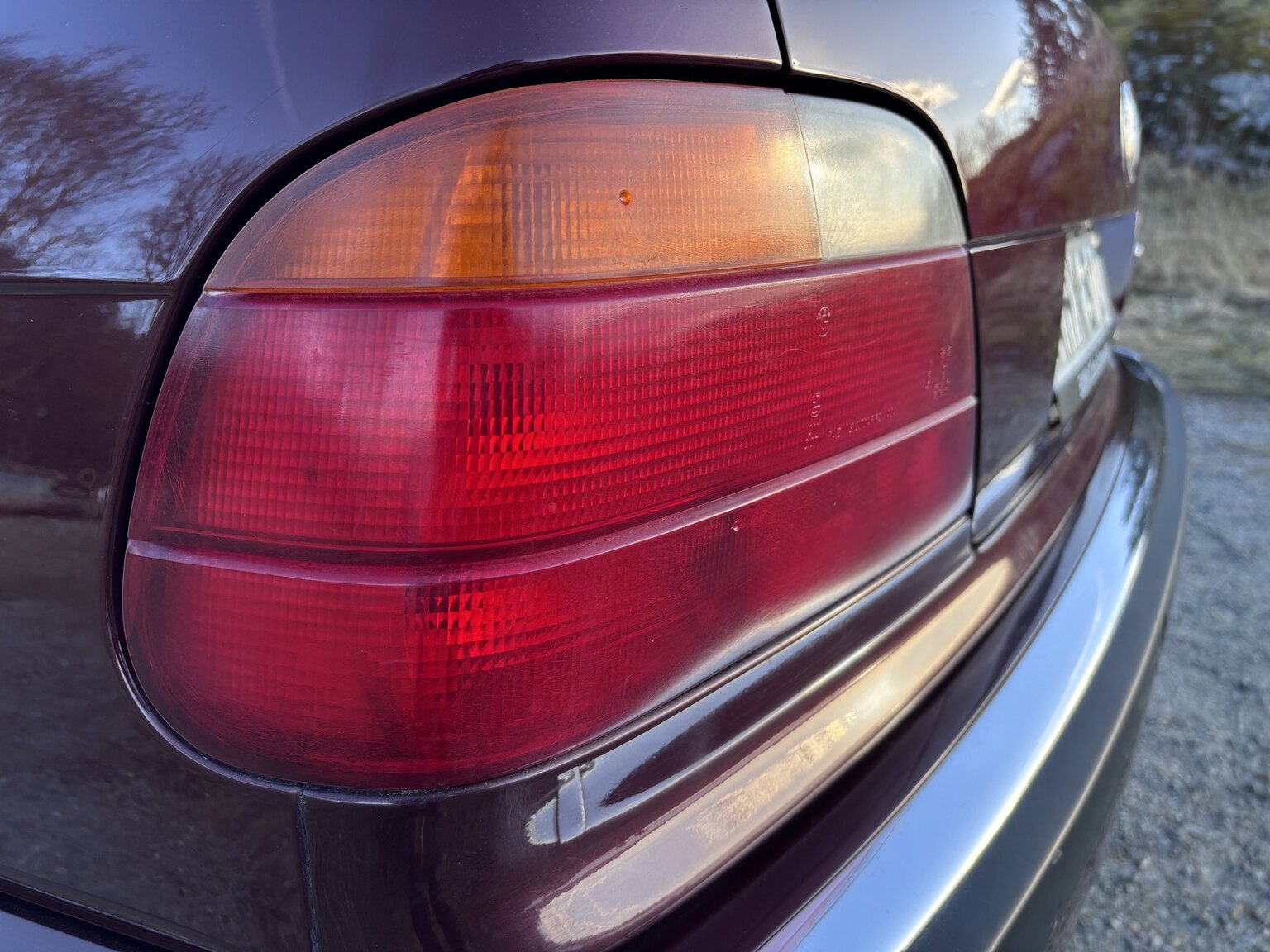 Exteriörbild på 1996 BMW 728iA