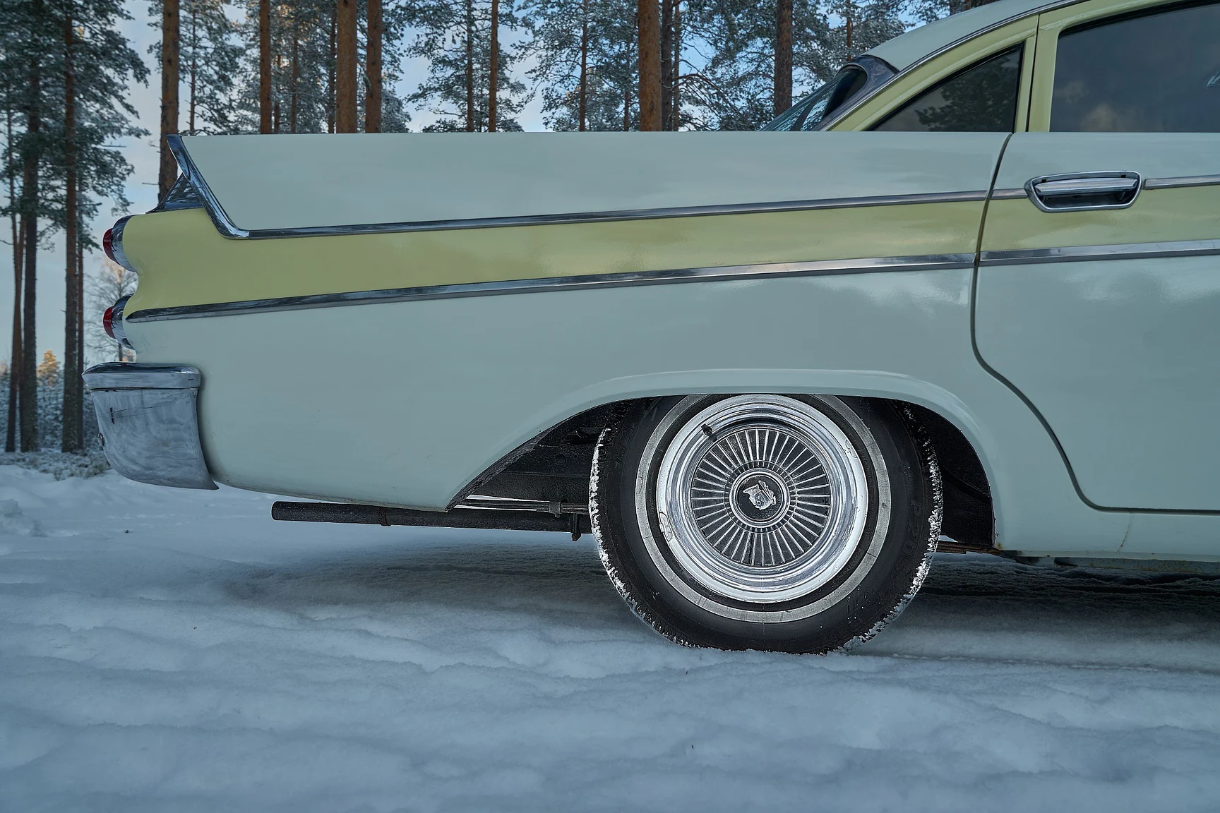 Exterior image of 1957 Dodge Royal (25)