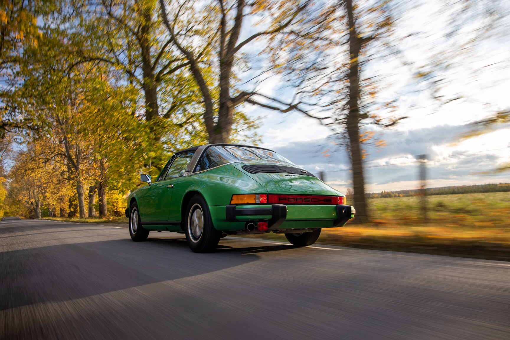 Aussenfoto 1974 Porsche 911 S Targa