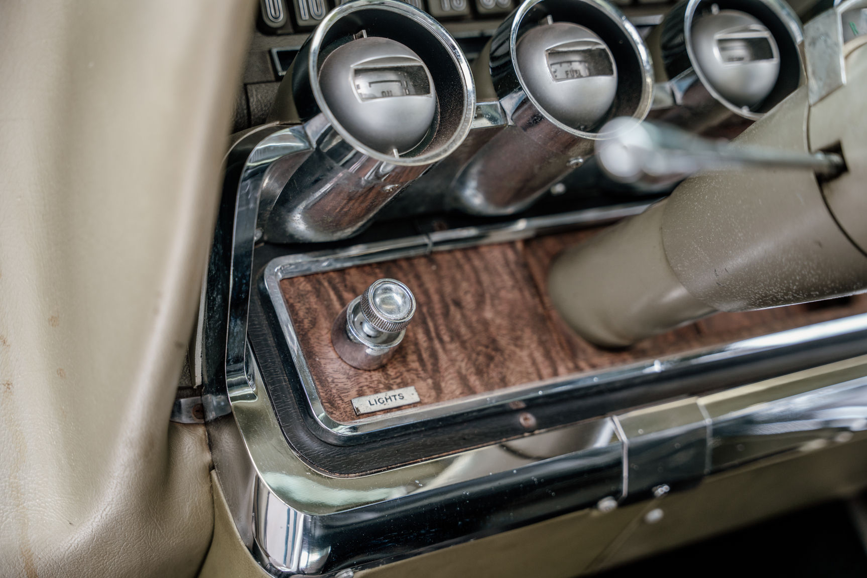 Innenraumfoto von 1966 Ford Thunderbird 6.4 Landou Limited Edition