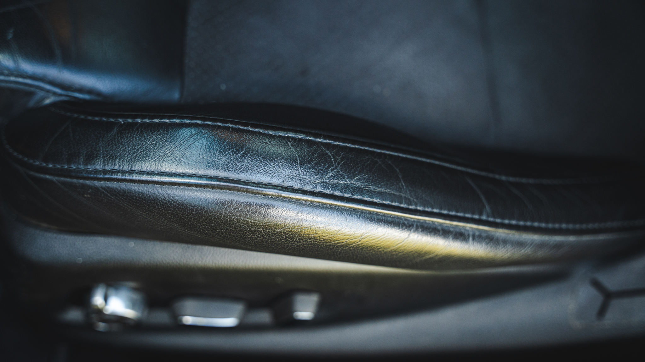 Innenraumfoto von 2016 Cadillac ATS-V (76)