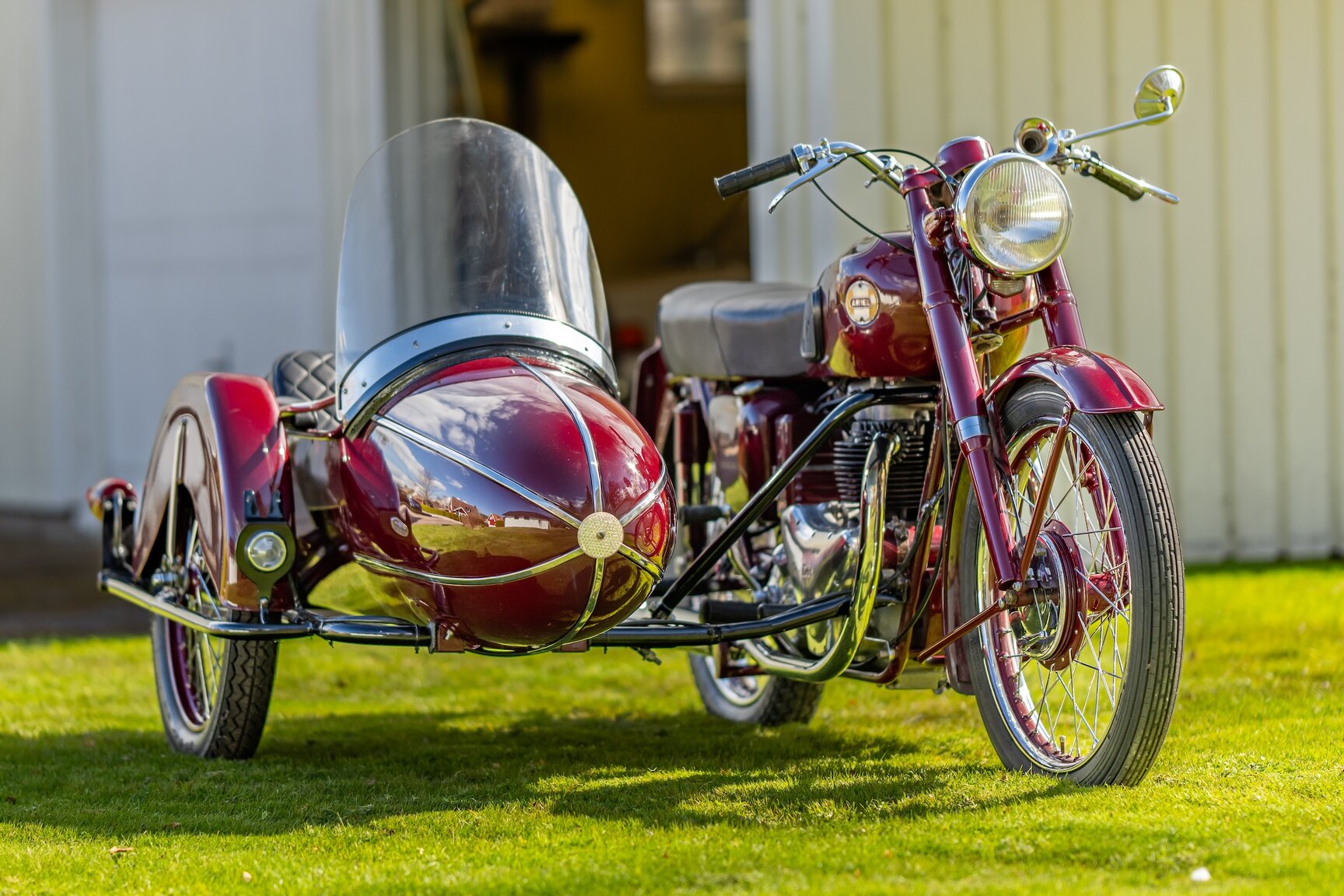 Exterior image of 1954 Ariel FH 650 Huntsmaster Twin