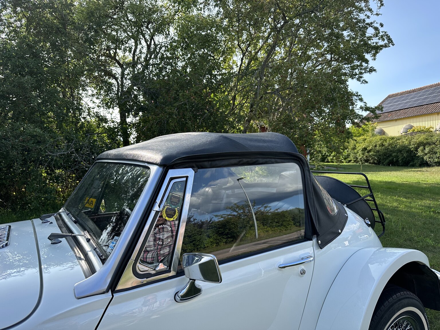 Exterior image of 1988 Panther Kallista
