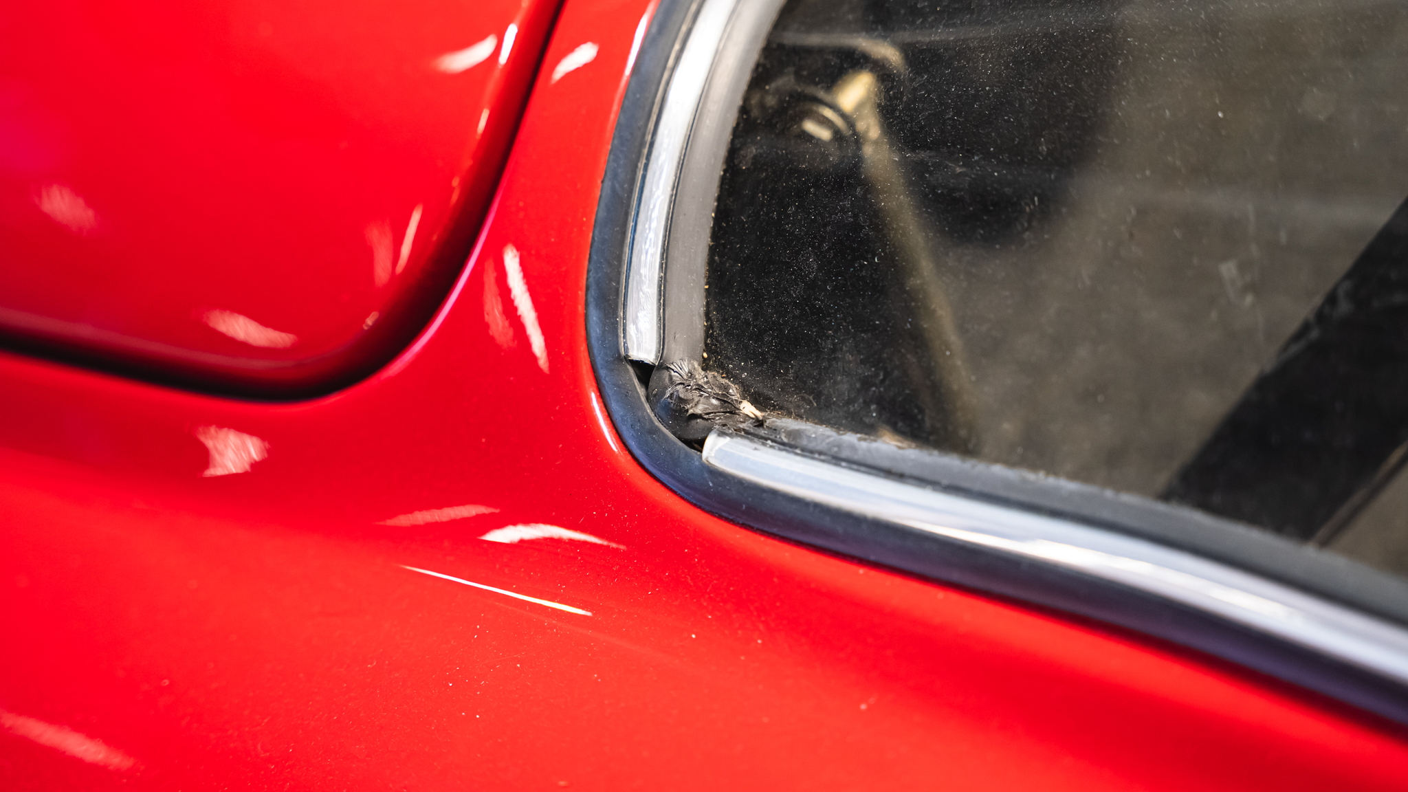 Exteriörbild på 1970 Marcos GT (94)