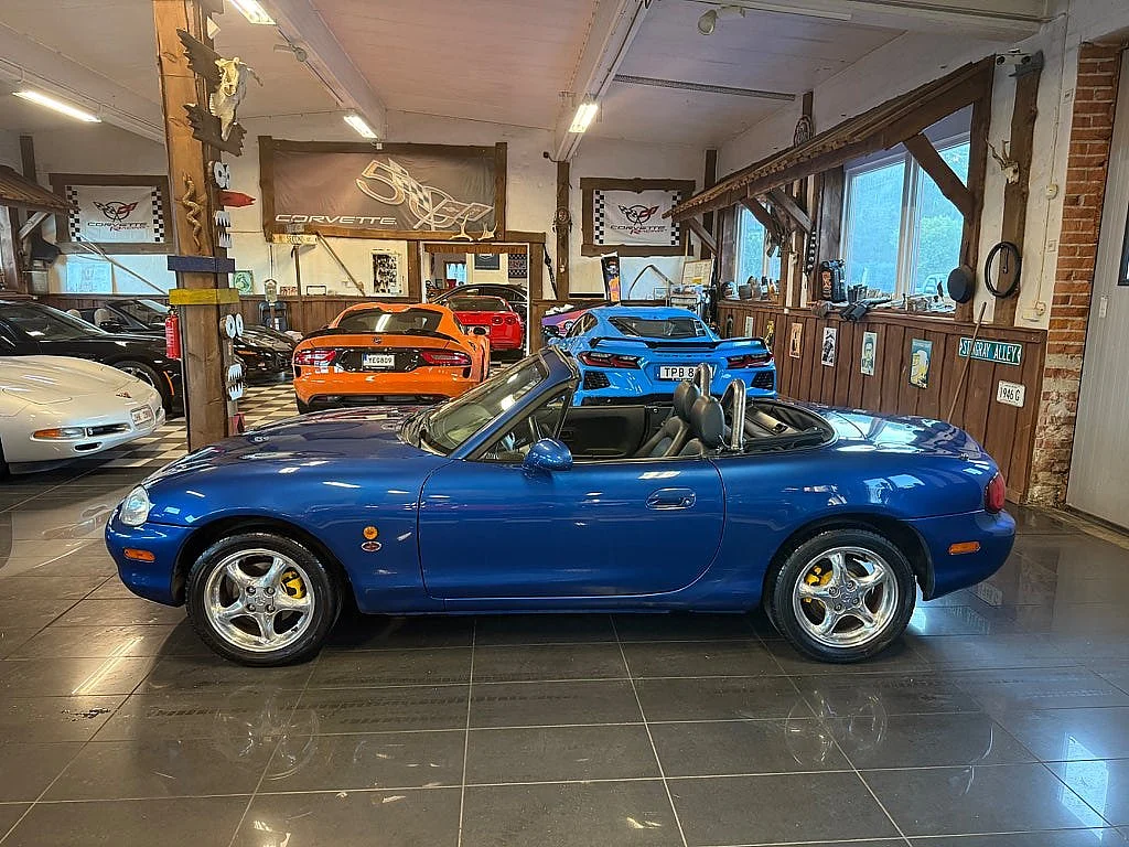 Bild von 1999 Mazda MX-5 (2)