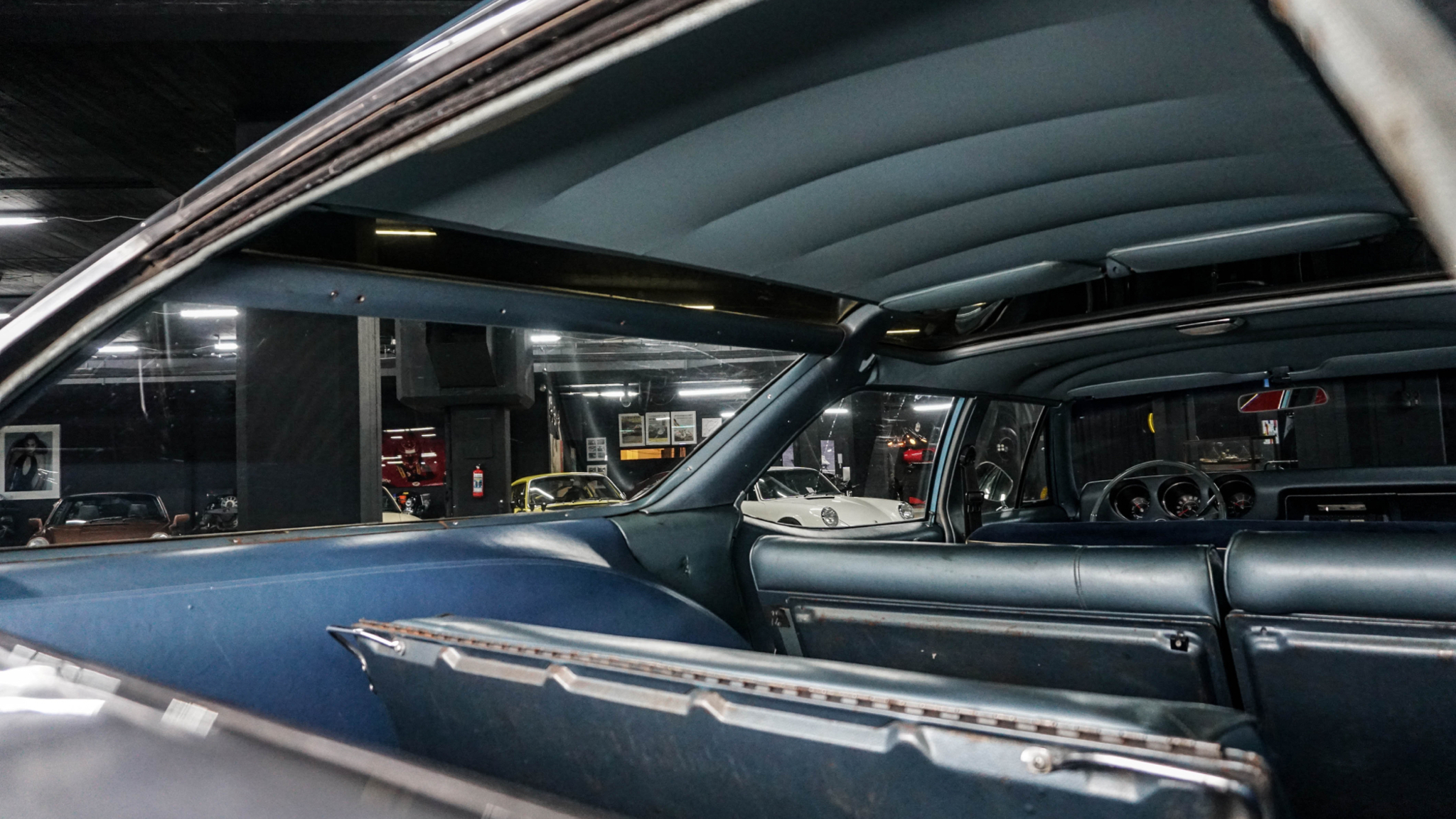 Innenraumfoto von 1968 Oldsmobile Vista Cruiser