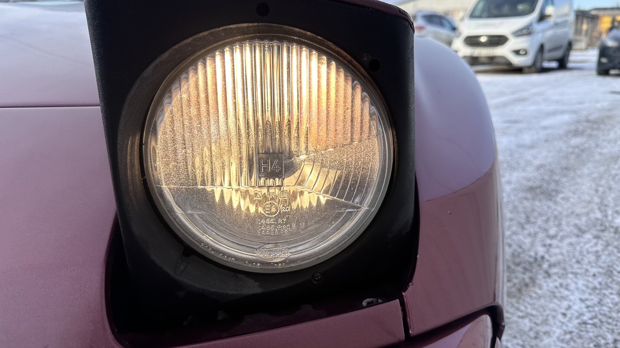 Exterior image of 1986 Porsche 944