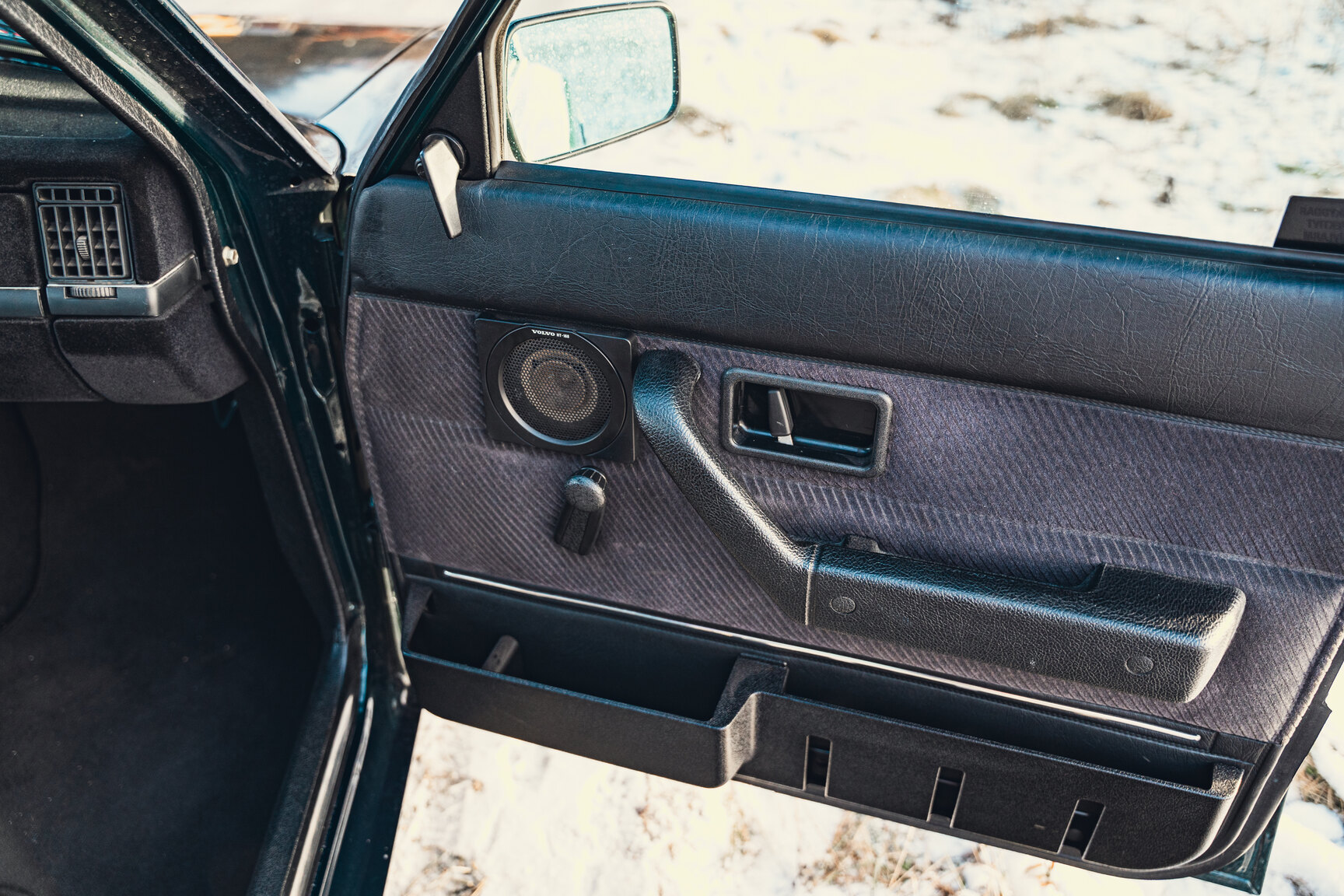 Interior image of 1980 VOLVO 240 V8