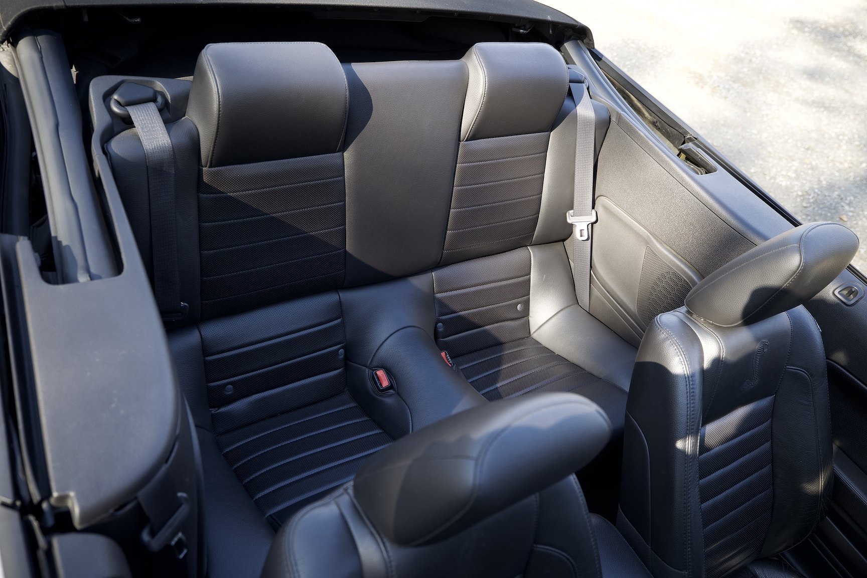 Interior image of 2008 Ford Mustang Shelby GT500 Convertible Manuell