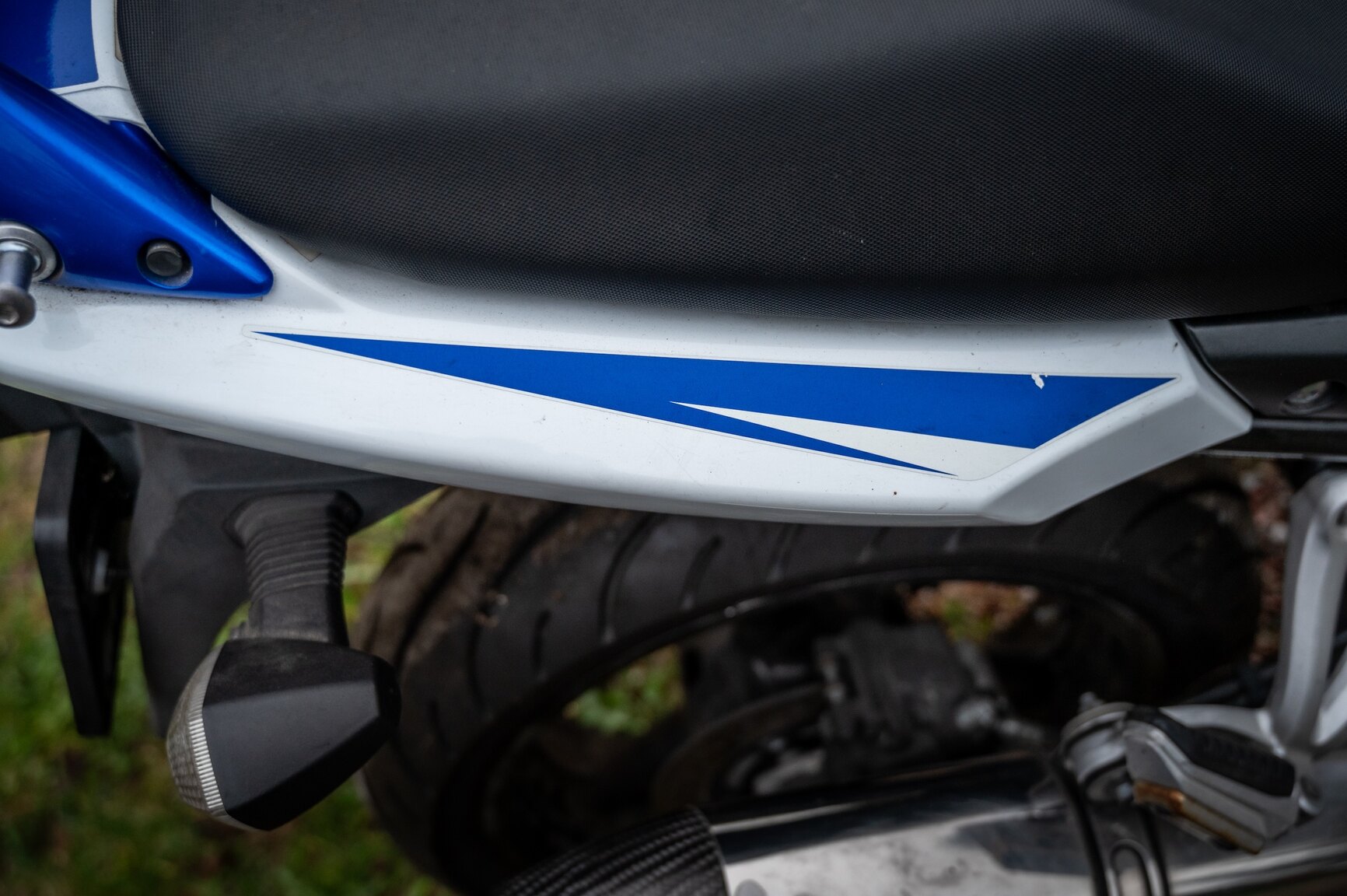 Exterior image of 2008 Suzuki GSX650F (27)