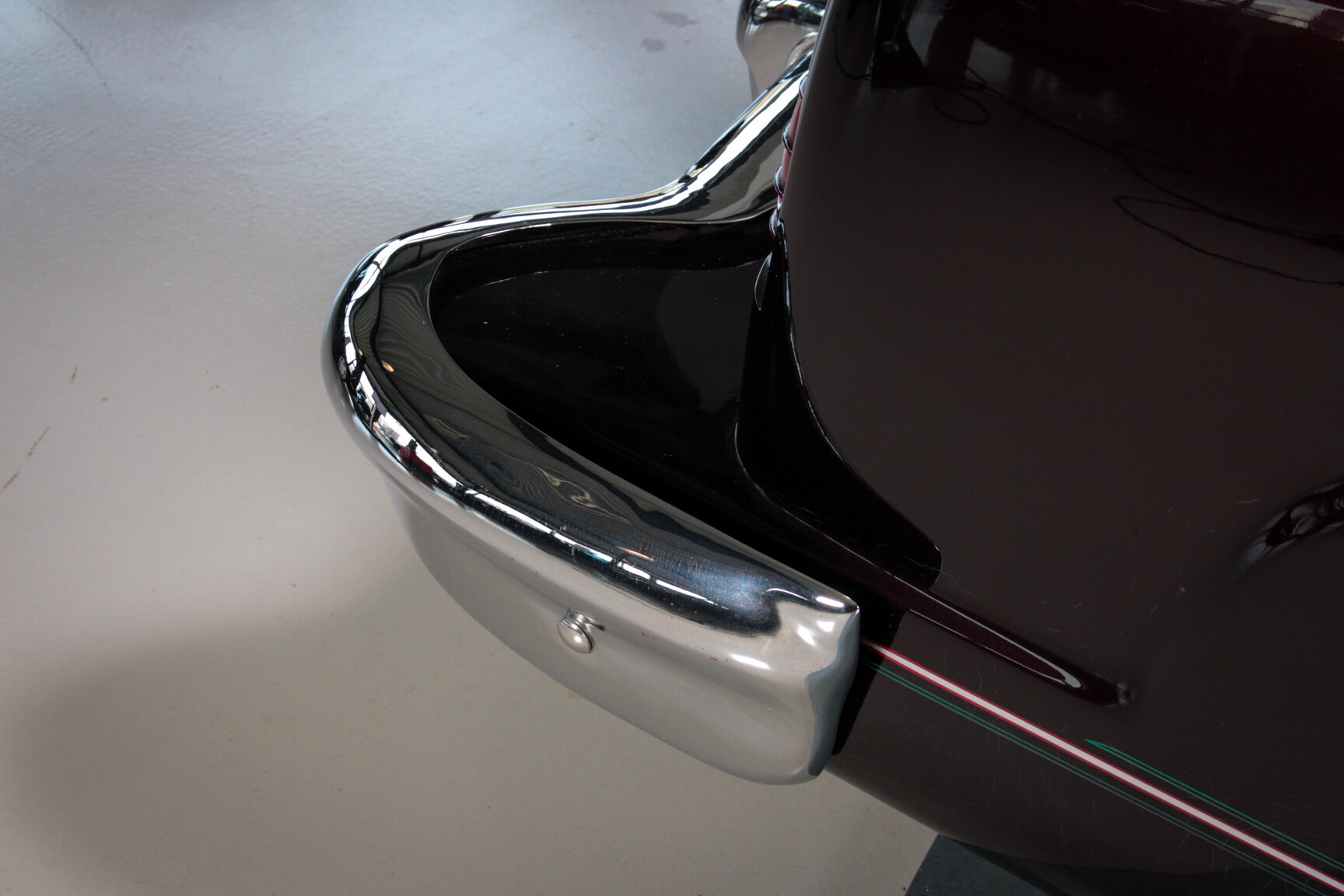 Exterior image of 1951 Lincoln Cosmopolitan 
