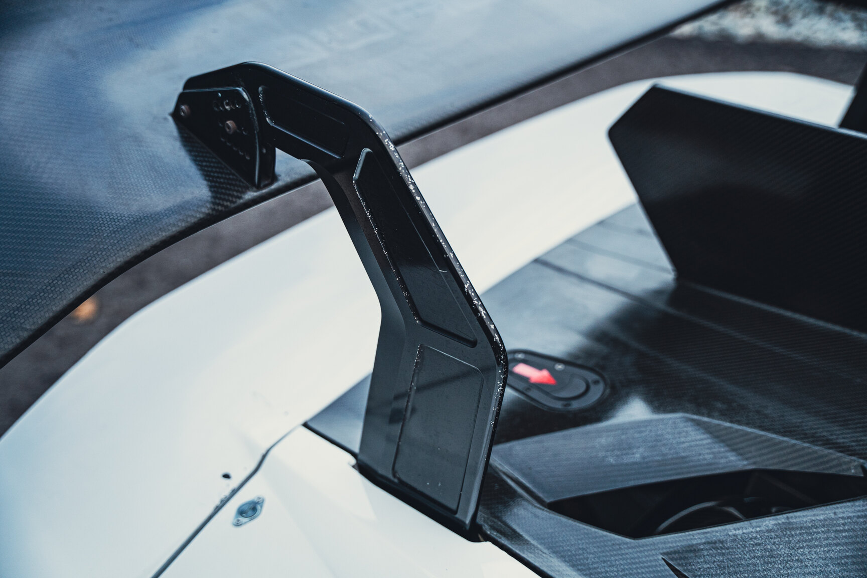 Exterior image of 2017 Lamborghini Huracan Supertrofeo LP620-2