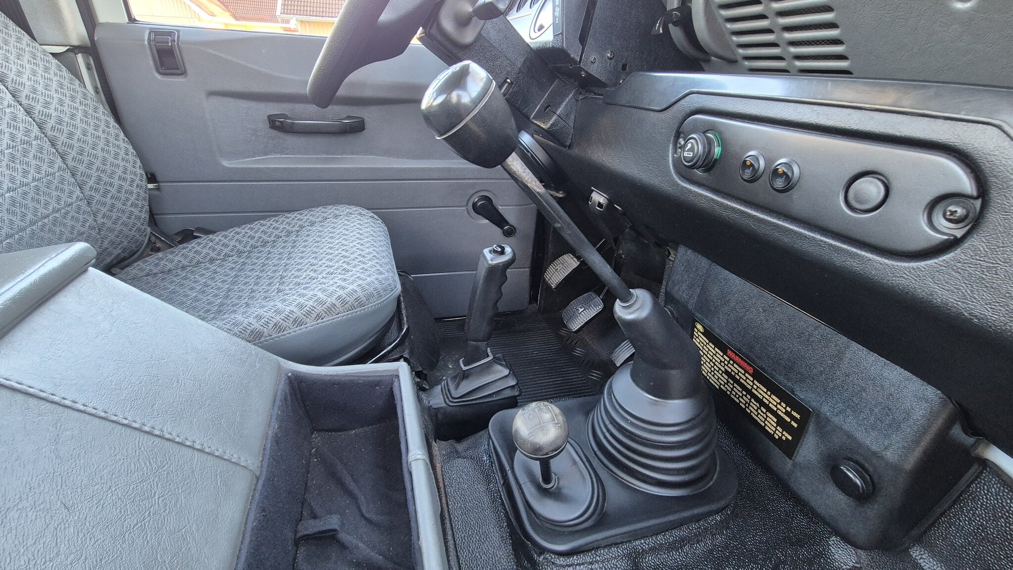 Interiörbild 1999 Land Rover Defender Single Cab Pickup