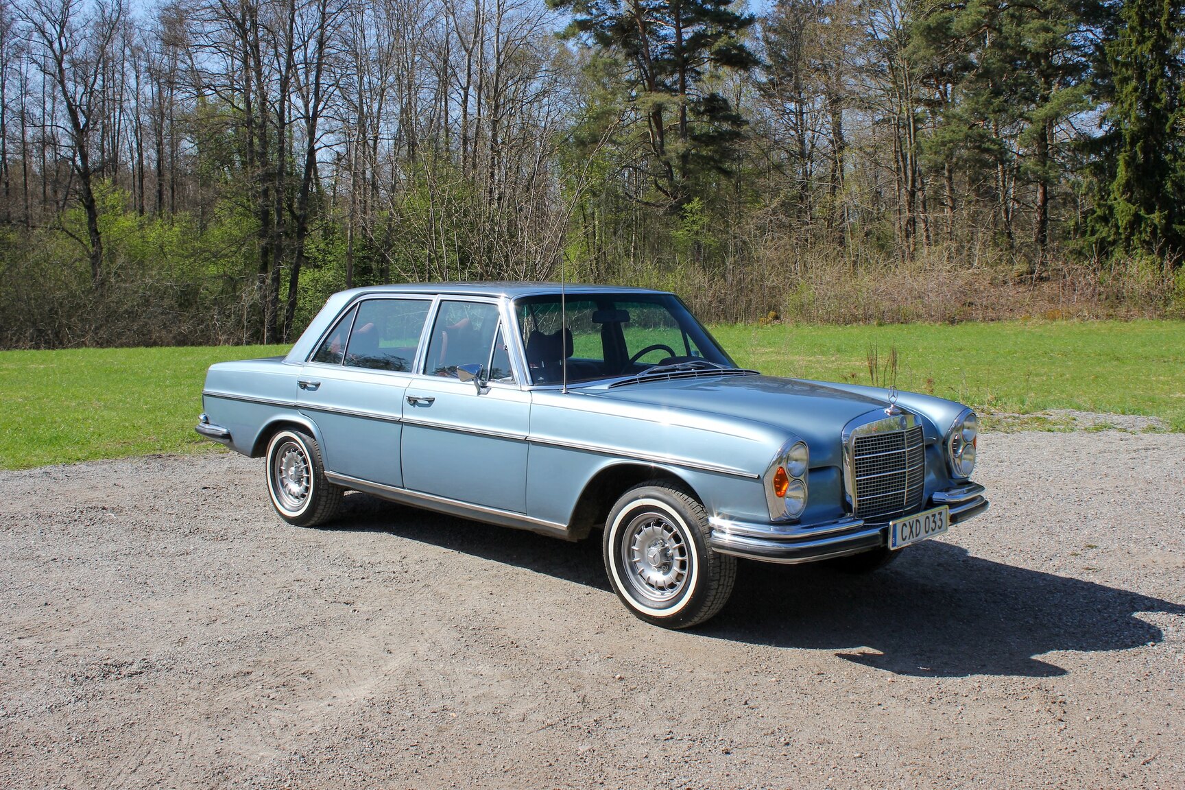Exteriörbild på 1972 Mercedes-Benz 300 SEL 3.5