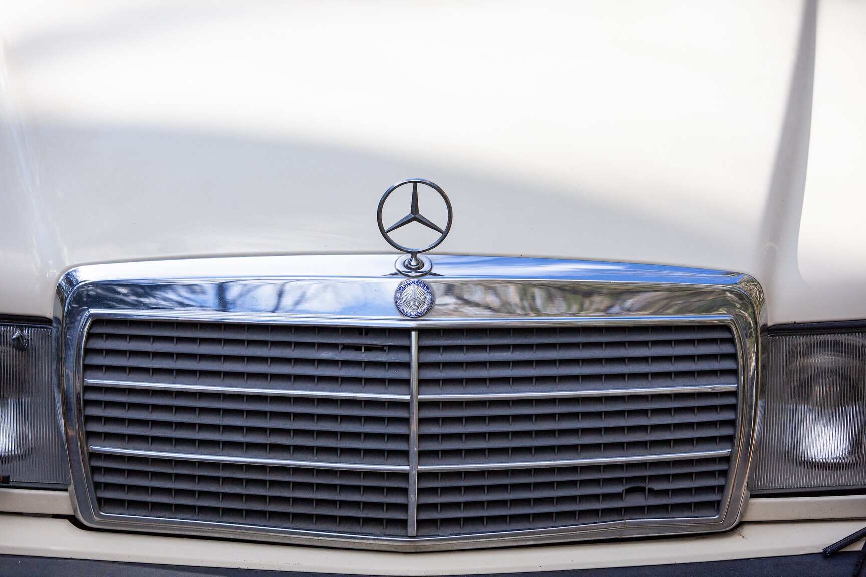 Exteriörbild på 1993 Mercedes-Benz 190 E 2.0