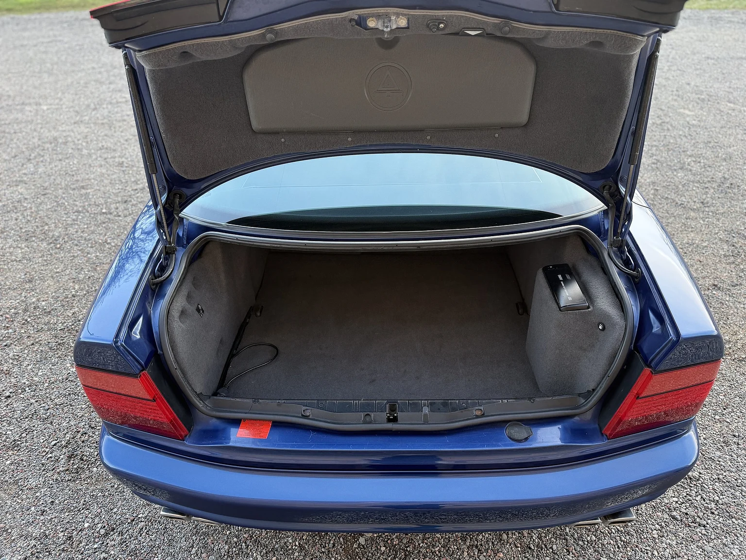 Interiörbild 1992 BMW 850iA - No Reserve (73)