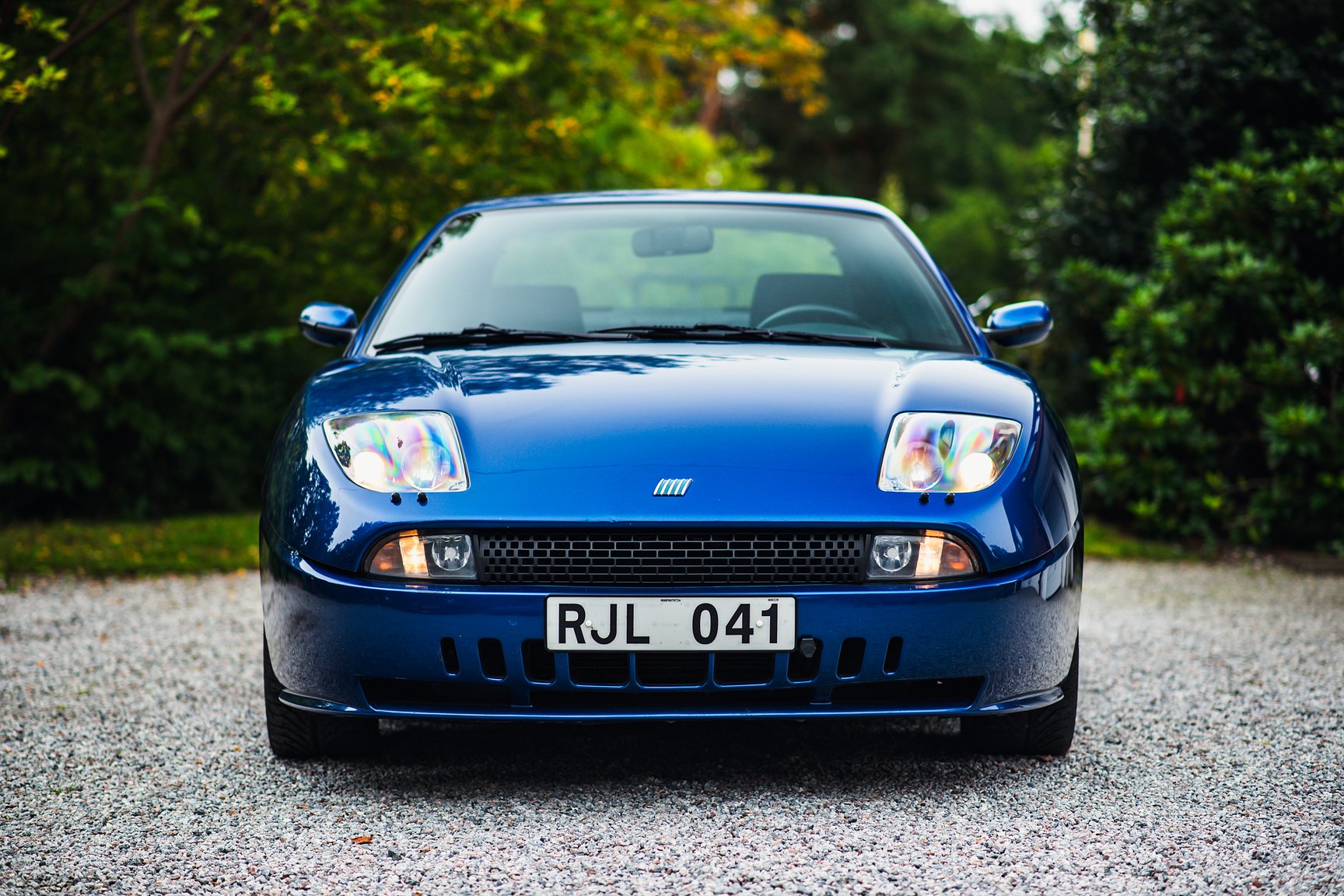Exterior image of 2000 Fiat Coupé 2.0 Turbo Manuell