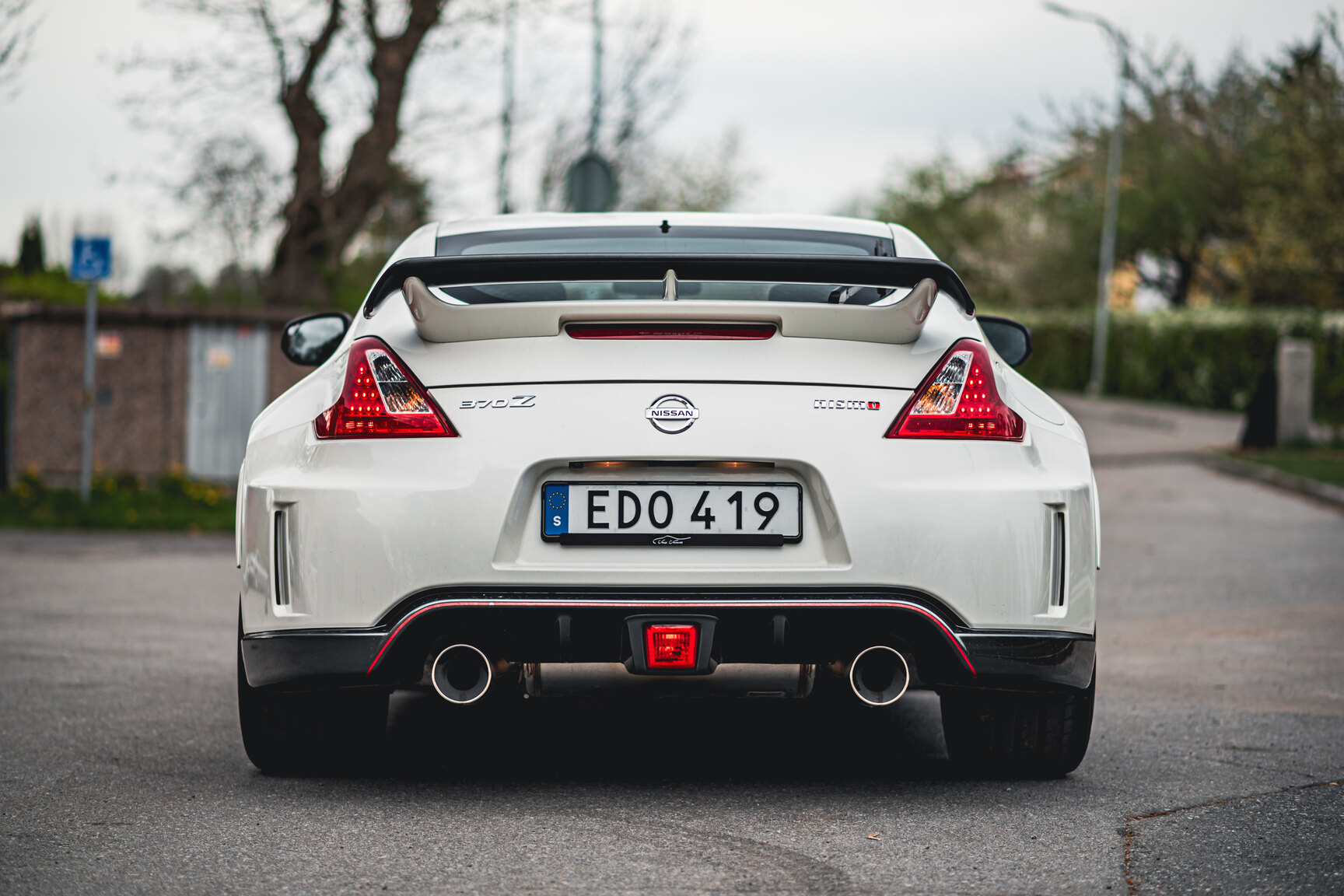 Exterior image of 2014 Nissan 370Z Nismo